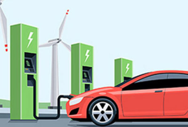 新能源汽车驶入“快车道” 安全技术不能“脱轨”